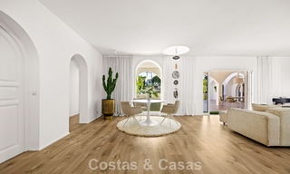 Villa de luxe méditerranéenne de plain-pied à vendre en première ligne de golf à Guadalmina, Marbella 800561 