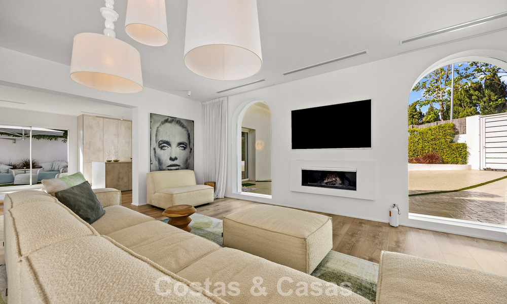 Villa de luxe méditerranéenne de plain-pied à vendre en première ligne de golf à Guadalmina, Marbella 800563