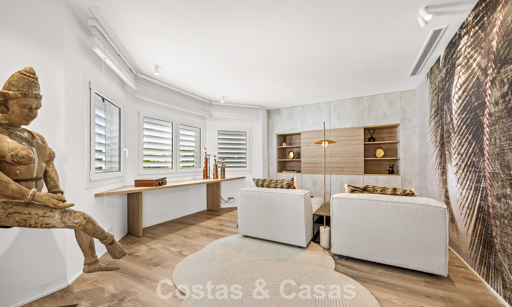 Villa de luxe méditerranéenne de plain-pied à vendre en première ligne de golf à Guadalmina, Marbella 800585