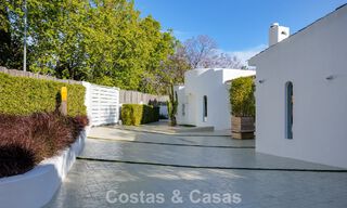 Villa de luxe méditerranéenne de plain-pied à vendre en première ligne de golf à Guadalmina, Marbella 800600 