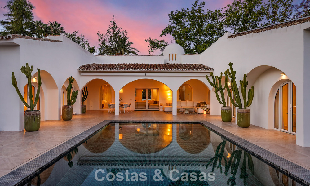 Villa de luxe méditerranéenne de plain-pied à vendre en première ligne de golf à Guadalmina, Marbella 800604