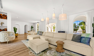 Villa de luxe méditerranéenne de plain-pied à vendre en première ligne de golf à Guadalmina, Marbella 800606 