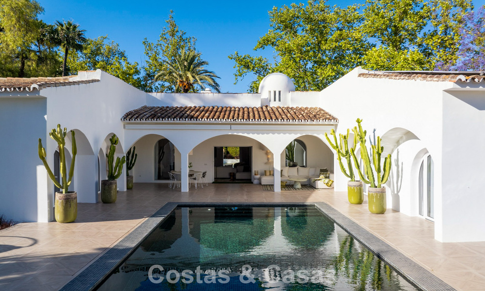 Villa de luxe méditerranéenne de plain-pied à vendre en première ligne de golf à Guadalmina, Marbella 800609
