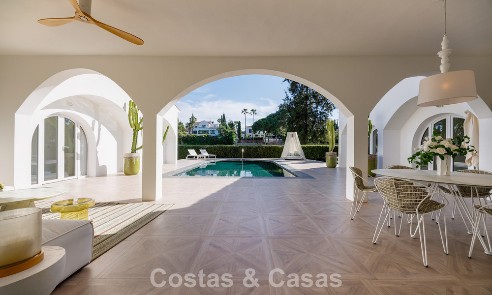 Villa de luxe méditerranéenne de plain-pied à vendre en première ligne de golf à Guadalmina, Marbella 800610