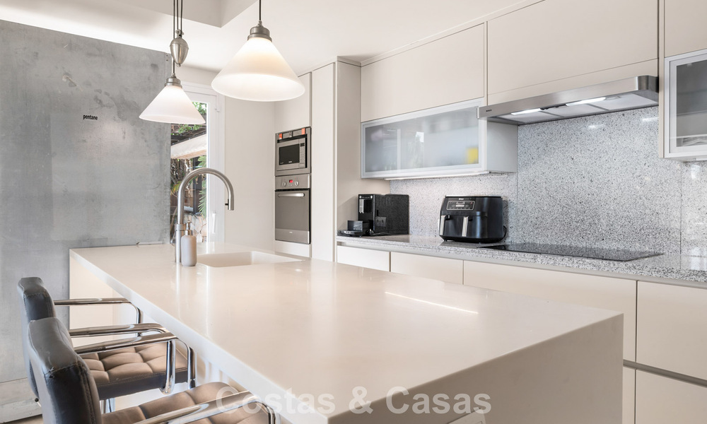 Spacieuse villa de style architectural espagnol moderne avec vue imprenable sur la mer à vendre à Manilva, Costa del Sol 800637