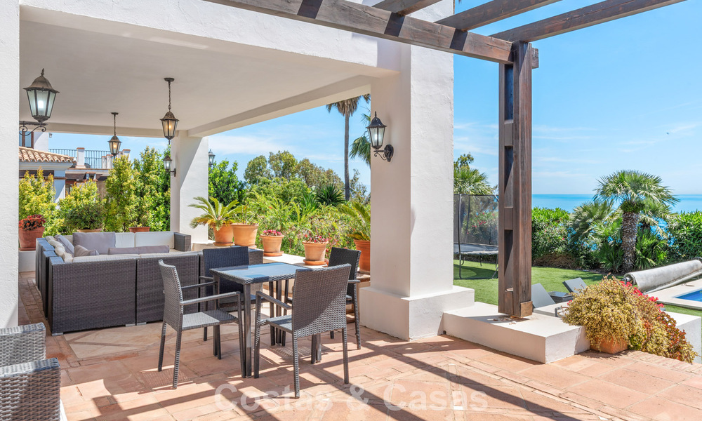 Spacieuse villa de style architectural espagnol moderne avec vue imprenable sur la mer à vendre à Manilva, Costa del Sol 800648