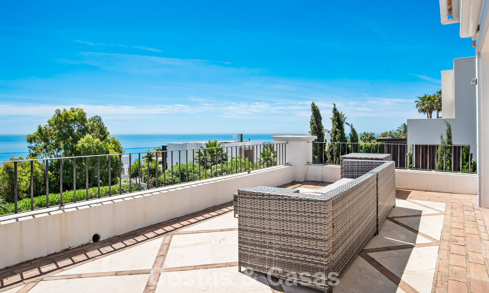 Spacieuse villa de style architectural espagnol moderne avec vue imprenable sur la mer à vendre à Manilva, Costa del Sol 800669