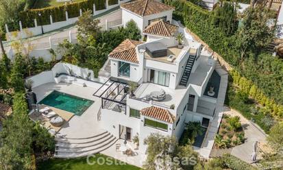 Villa de luxe entièrement rénovée à vendre dans la Vallée du Golf de Nueva Andalucía, Marbella 800734