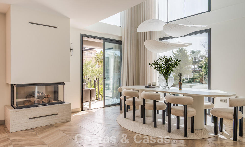 Villa de luxe entièrement rénovée à vendre dans la Vallée du Golf de Nueva Andalucía, Marbella 800746