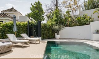 Villa de luxe entièrement rénovée à vendre dans la Vallée du Golf de Nueva Andalucía, Marbella 800750 