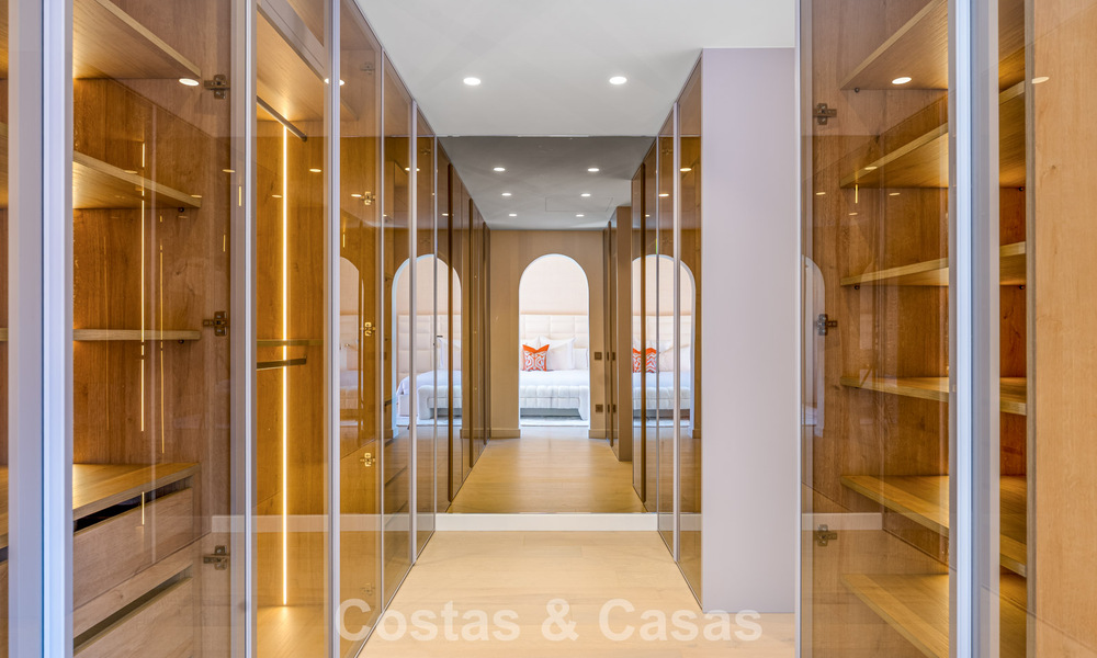 Penthouse duplex exclusif en front de mer à vendre sur la new golden mile entre Marbella et Estepona 800782