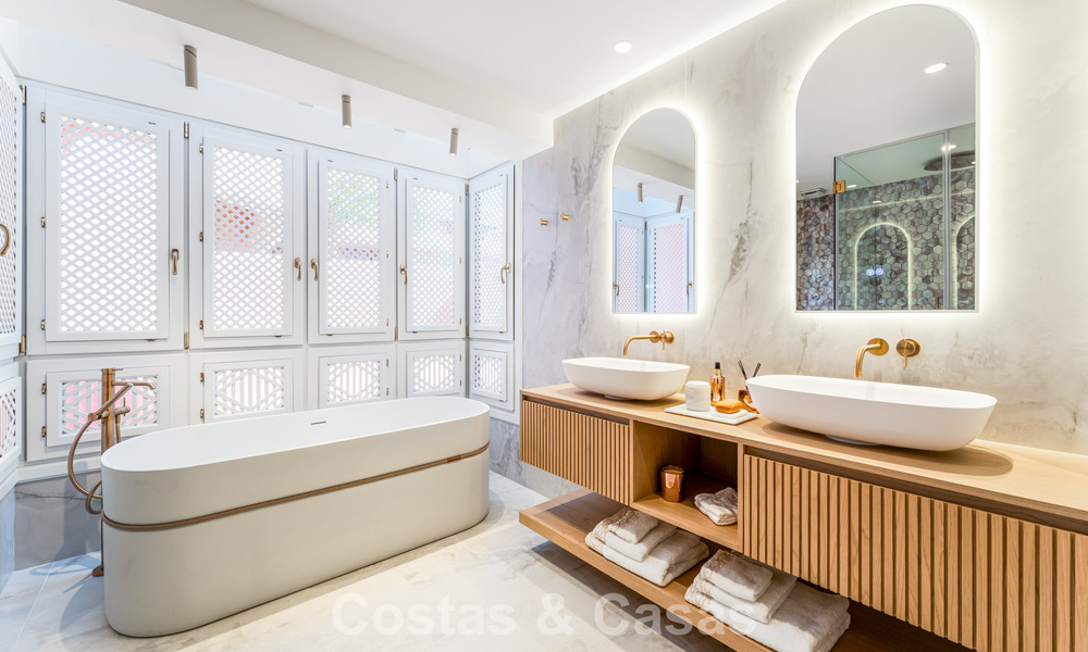 Penthouse duplex exclusif en front de mer à vendre sur la new golden mile entre Marbella et Estepona 800783