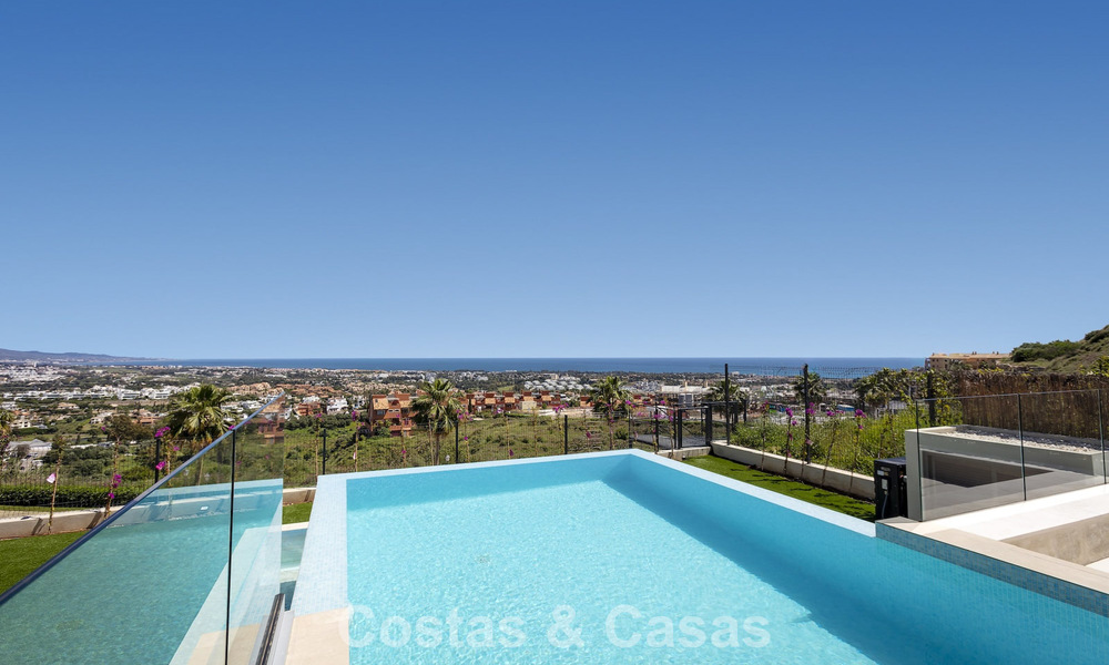 Villa de luxe contemporaine avec vues panoramiques à vendre dans les collines de Marbella - Benahavís 800790