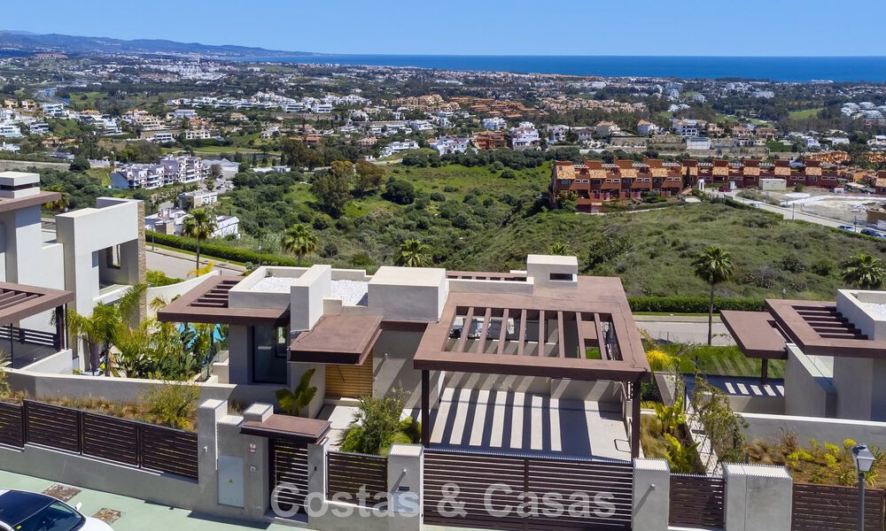 Villa de luxe contemporaine avec vues panoramiques à vendre dans les collines de Marbella - Benahavís 800794