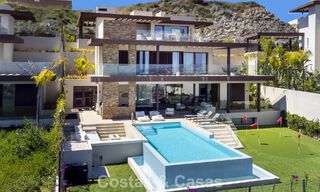 Villa de luxe contemporaine avec vues panoramiques à vendre dans les collines de Marbella - Benahavís 800808 