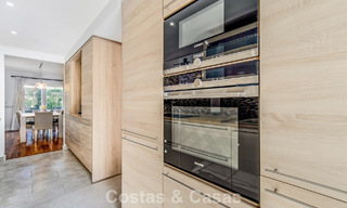 Maison de ville de 4 chambres à vendre avec vue sur la mer, en première ligne de plage sur la Golden Mile de Marbella 800831 