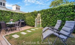 Maison de ville de 4 chambres à vendre avec vue sur la mer, en première ligne de plage sur la Golden Mile de Marbella 800837 