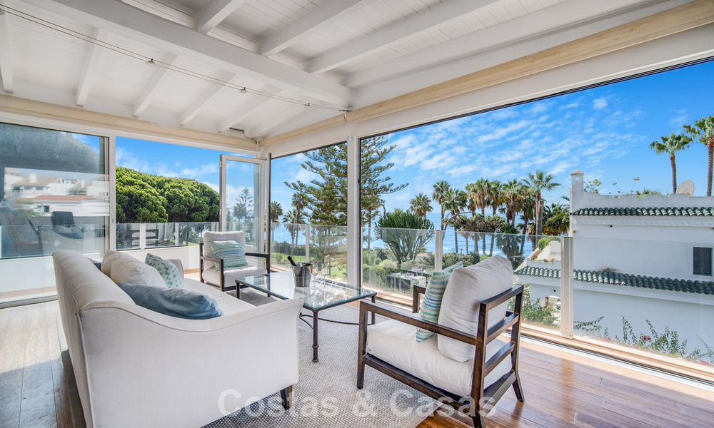 Maison de ville de 4 chambres à vendre avec vue sur la mer, en première ligne de plage sur la Golden Mile de Marbella 800849