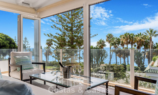 Maison de ville de 4 chambres à vendre avec vue sur la mer, en première ligne de plage sur la Golden Mile de Marbella 800851 