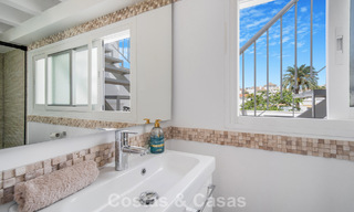 Maison de ville de 4 chambres à vendre avec vue sur la mer, en première ligne de plage sur la Golden Mile de Marbella 800862 