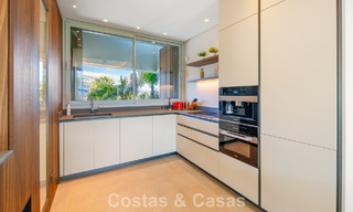 Villa contemporaine de luxe à vendre avec vues panoramiques sur la montagne et la mer à Nueva Andalucía, Marbella 800926 
