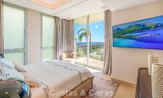 Villa contemporaine de luxe à vendre avec vues panoramiques sur la montagne et la mer à Nueva Andalucía, Marbella 800927 