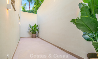 Villa contemporaine de luxe à vendre avec vues panoramiques sur la montagne et la mer à Nueva Andalucía, Marbella 800936 