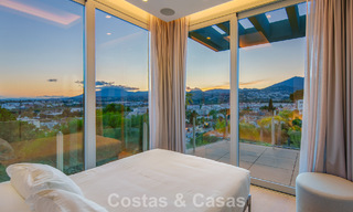 Villa contemporaine de luxe à vendre avec vues panoramiques sur la montagne et la mer à Nueva Andalucía, Marbella 800948 