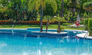 Penthouse duplex à vendre dans un complexe de golf très recherché á Nueva Andalucía, Marbella 800954 