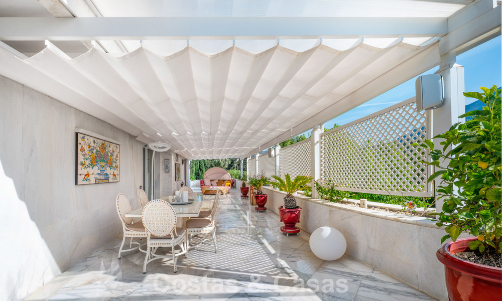 Penthouse duplex à vendre dans un complexe de golf très recherché á Nueva Andalucía, Marbella 800957