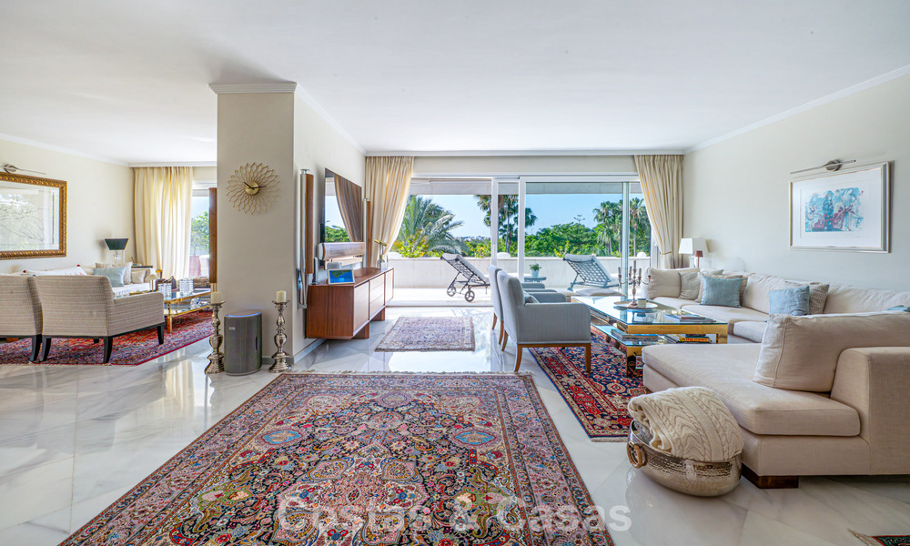 Penthouse duplex à vendre dans un complexe de golf très recherché á Nueva Andalucía, Marbella 800960