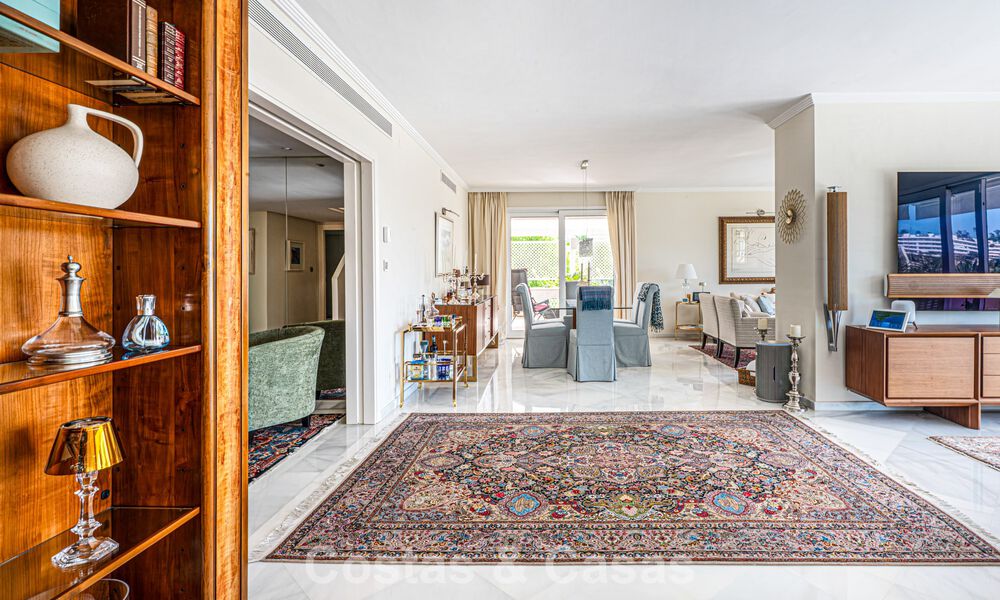 Penthouse duplex à vendre dans un complexe de golf très recherché á Nueva Andalucía, Marbella 800961