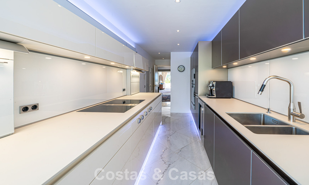 Penthouse duplex à vendre dans un complexe de golf très recherché á Nueva Andalucía, Marbella 800967