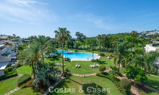 Penthouse duplex à vendre dans un complexe de golf très recherché á Nueva Andalucía, Marbella 800990 