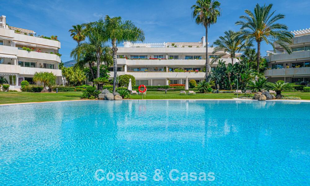 Penthouse duplex à vendre dans un complexe de golf très recherché á Nueva Andalucía, Marbella 801008
