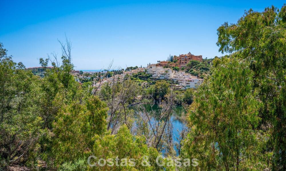 Spacieuse maison à vendre dans une petite urbanisation sécurisée au cœur du très recherché Nueva Andalucía, Marbella 801115