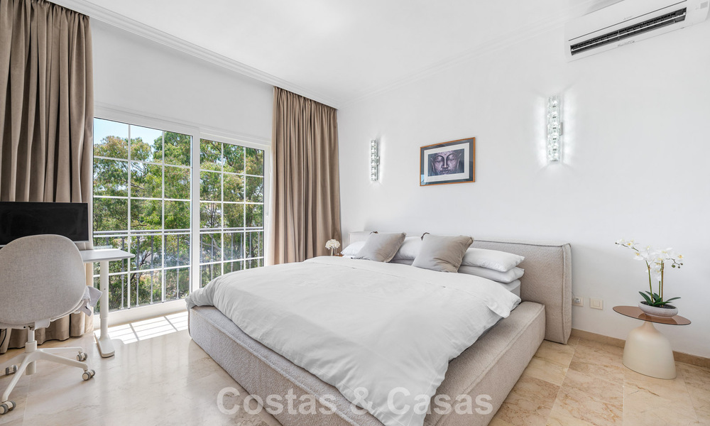 Spacieuse maison à vendre dans une petite urbanisation sécurisée au cœur du très recherché Nueva Andalucía, Marbella 801117