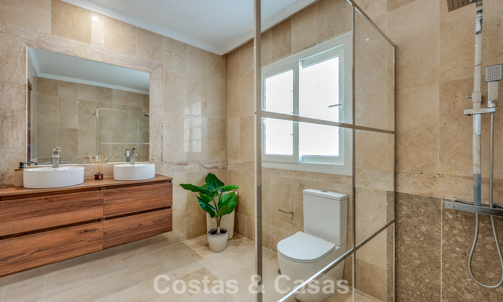 Spacieuse maison à vendre dans une petite urbanisation sécurisée au cœur du très recherché Nueva Andalucía, Marbella 801121