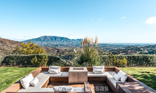 Impressionnante villa de luxe à l’architecture minimaliste moderne à vendre dans les collines de Marbella Est 801131 