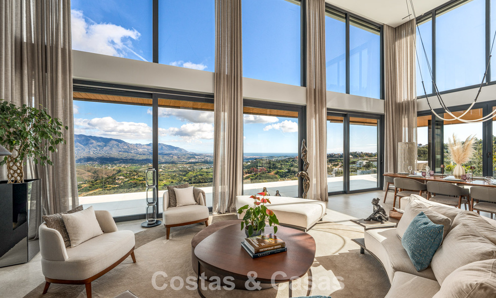 Impressionnante villa de luxe à l’architecture minimaliste moderne à vendre dans les collines de Marbella Est 801143