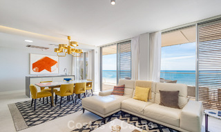 Penthouse exclusif avec une vue mer ouverte spectaculaire à vendre en bord de mer à Estepona 801260 