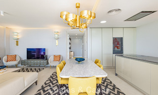 Penthouse exclusif avec une vue mer ouverte spectaculaire à vendre en bord de mer à Estepona 801263 