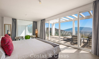 Villa de luxe contemporaine à l’architecture moderne épurée avec vues imprenables à vendre à Marbella Est 801171 