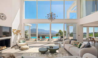 Villa de luxe contemporaine à l’architecture moderne épurée avec vues imprenables à vendre à Marbella Est 801185 