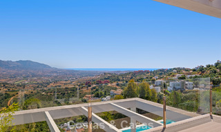 Villa de luxe contemporaine à l’architecture moderne épurée avec vues imprenables à vendre à Marbella Est 801231 