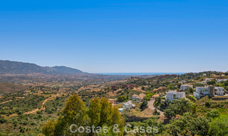 Villa de luxe contemporaine à l’architecture moderne épurée avec vues imprenables à vendre à Marbella Est 801239 
