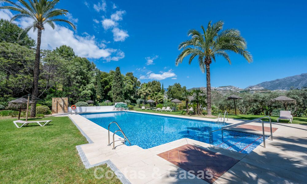 Appartement lumineux, contemporain et rénové avec vue mer à vendre dans les collines de La Quinta, Marbella - Benahavís 801292
