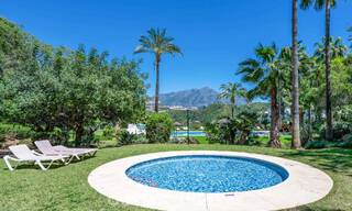 Appartement lumineux, contemporain et rénové avec vue mer à vendre dans les collines de La Quinta, Marbella - Benahavís 801294 