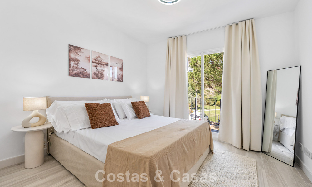 Appartement lumineux, contemporain et rénové avec vue mer à vendre dans les collines de La Quinta, Marbella - Benahavís 801298