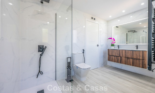Appartement lumineux, contemporain et rénové avec vue mer à vendre dans les collines de La Quinta, Marbella - Benahavís 801304 